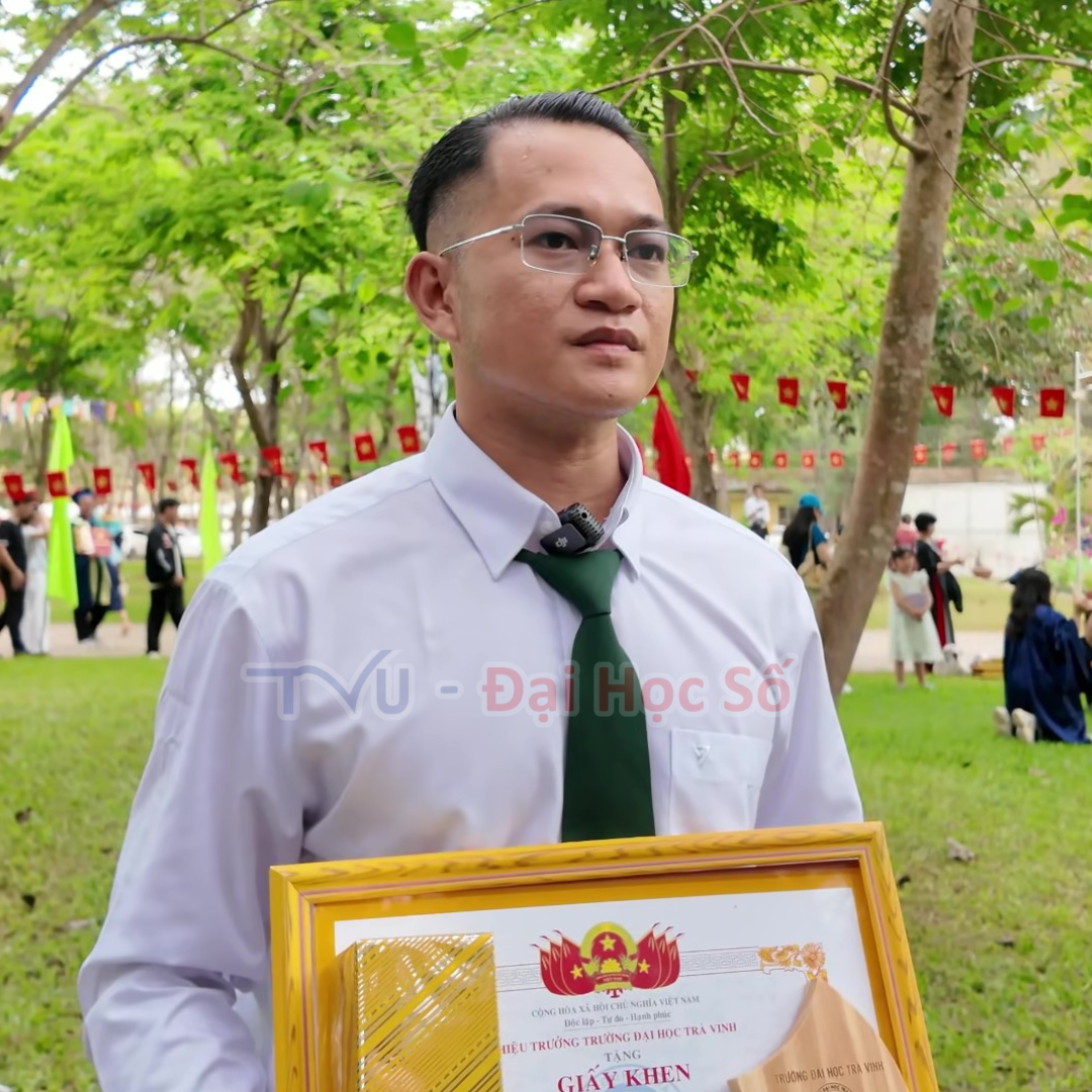 Ngô Ngọc Hiếu  - Cử nhân ngành Luật